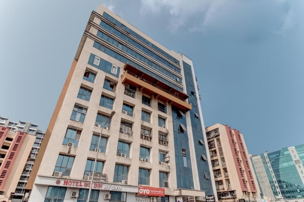 Hotel Pearl'S Bkc Inn- Near Trade Centre, Visa Consulate Мумбаи Экстерьер фото