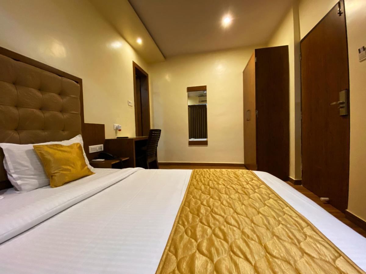 Hotel Pearl'S Bkc Inn- Near Trade Centre, Visa Consulate Мумбаи Экстерьер фото