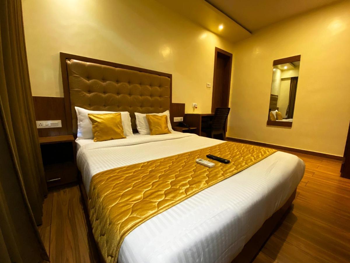 Hotel Pearl'S Bkc Inn- Near Trade Centre, Visa Consulate Мумбаи Экстерьер фото