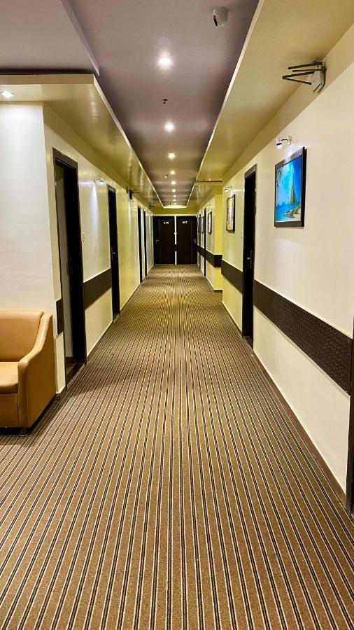 Hotel Pearl'S Bkc Inn- Near Trade Centre, Visa Consulate Мумбаи Экстерьер фото