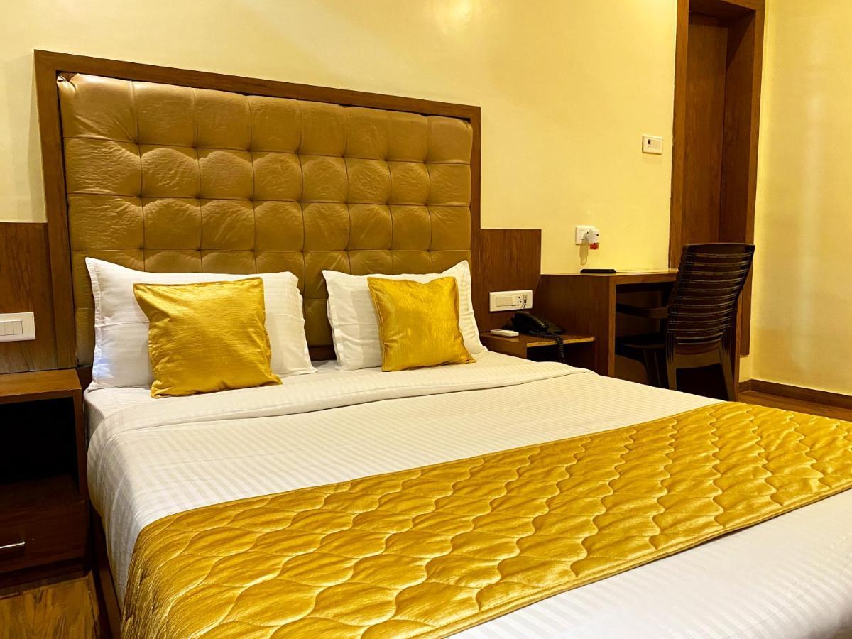 Hotel Pearl'S Bkc Inn- Near Trade Centre, Visa Consulate Мумбаи Экстерьер фото