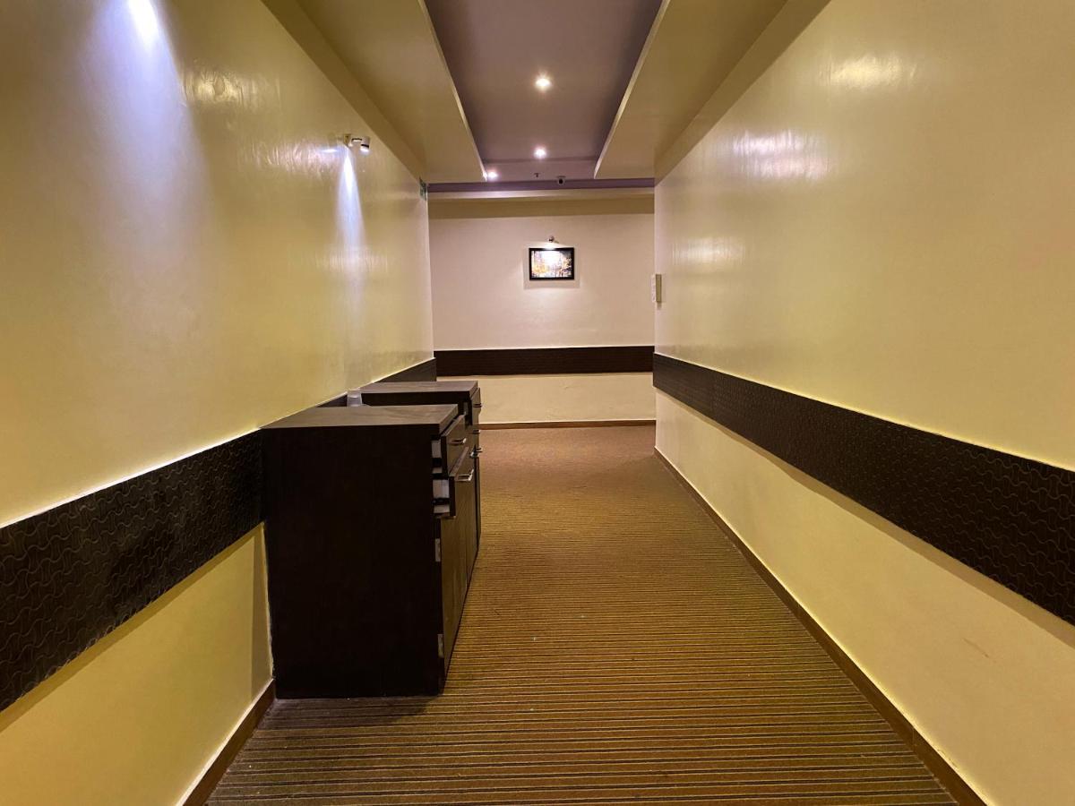 Hotel Pearl'S Bkc Inn- Near Trade Centre, Visa Consulate Мумбаи Экстерьер фото