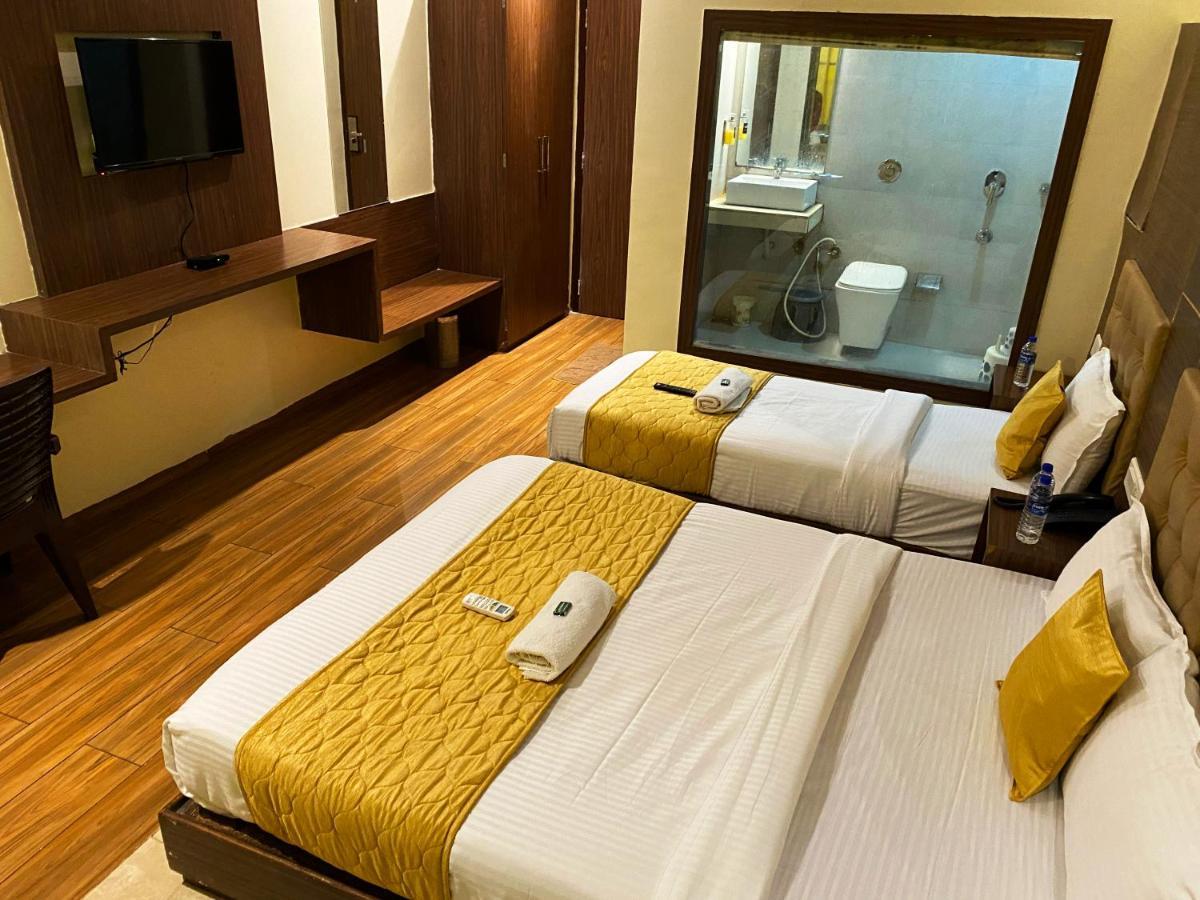 Hotel Pearl'S Bkc Inn- Near Trade Centre, Visa Consulate Мумбаи Экстерьер фото